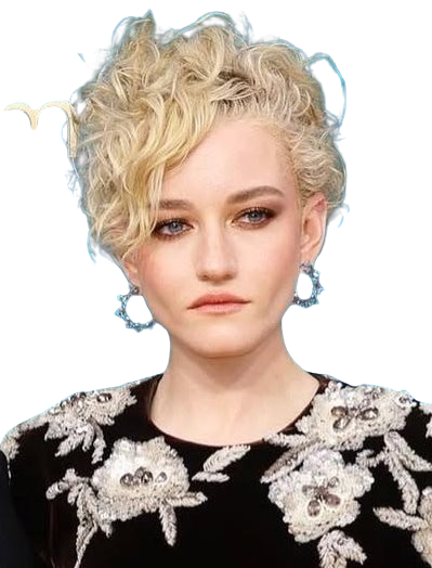 Julia Garner